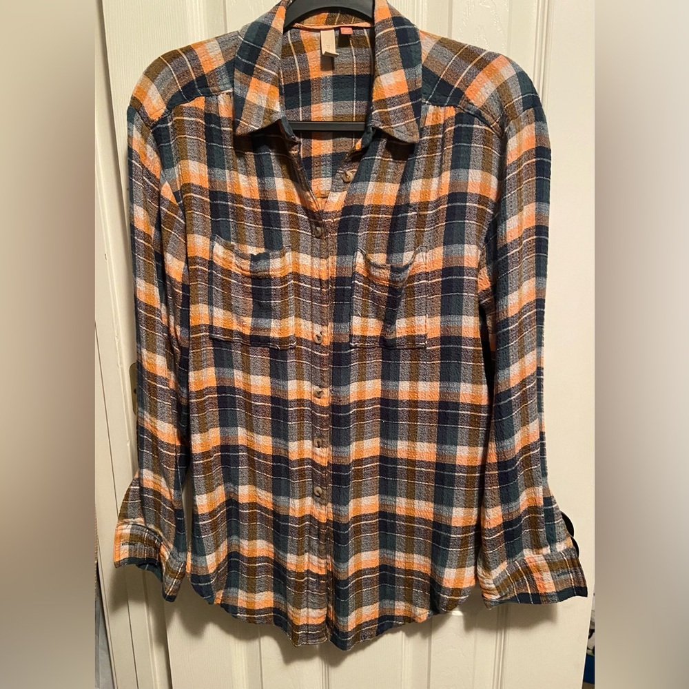 Pilcro button front plaid shirt from Anthropologie
Size XS